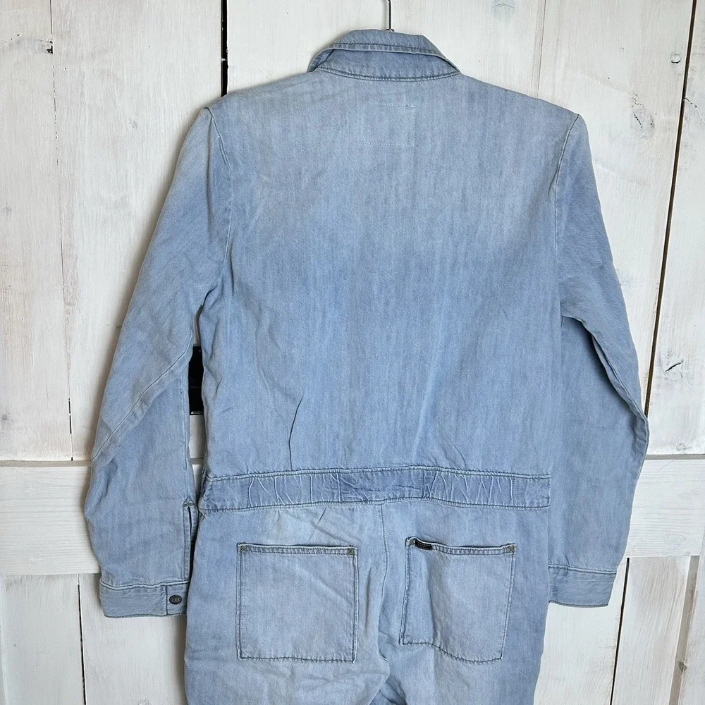 Free People x Lee JeansVintage Modern Union-Alls NWT Sz M $158 Denim Barely Blue